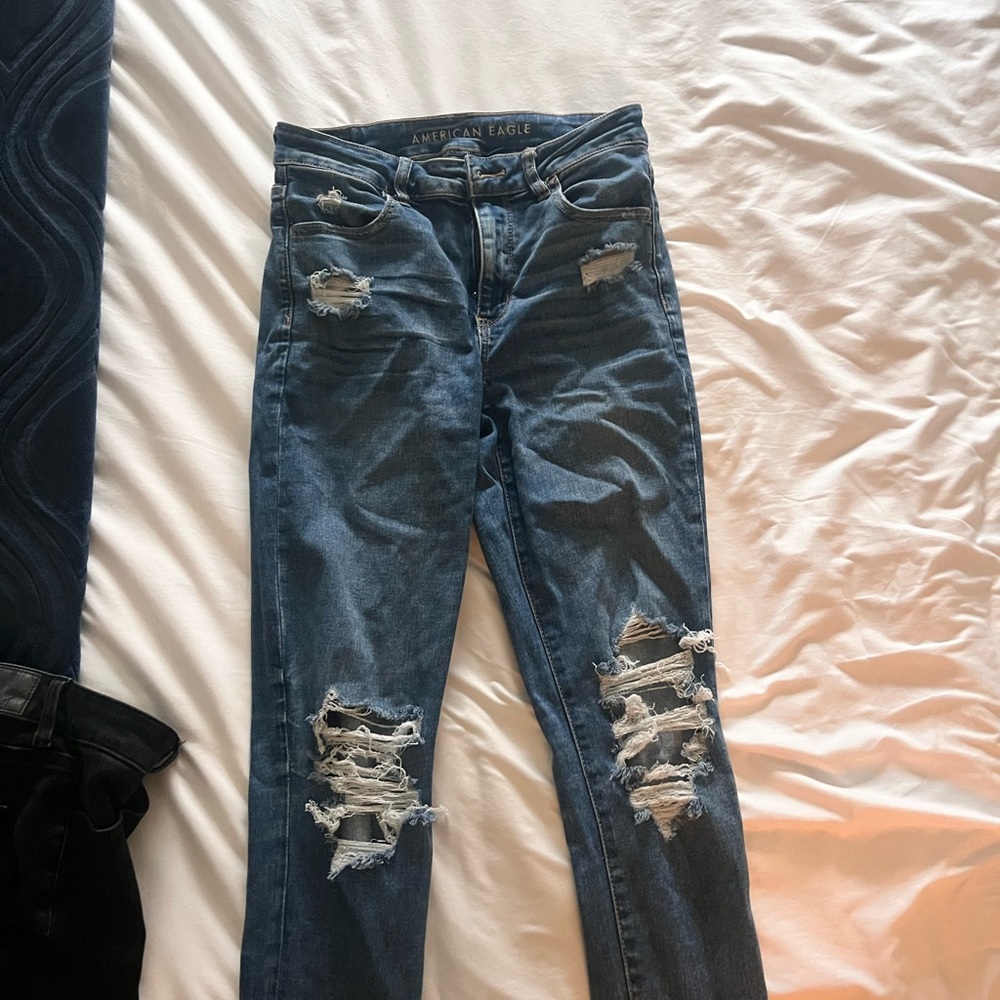 American Eagle Outfitters Women's Ripped Blue Skinny Jeans